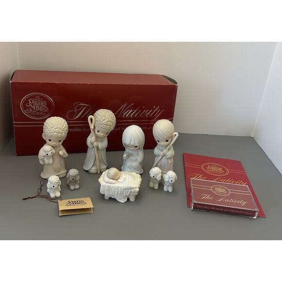 1986 Precious Moments Nativity Set Come Let Us Adore Him and Cassette VTG w/Box - Picture 1 of 7